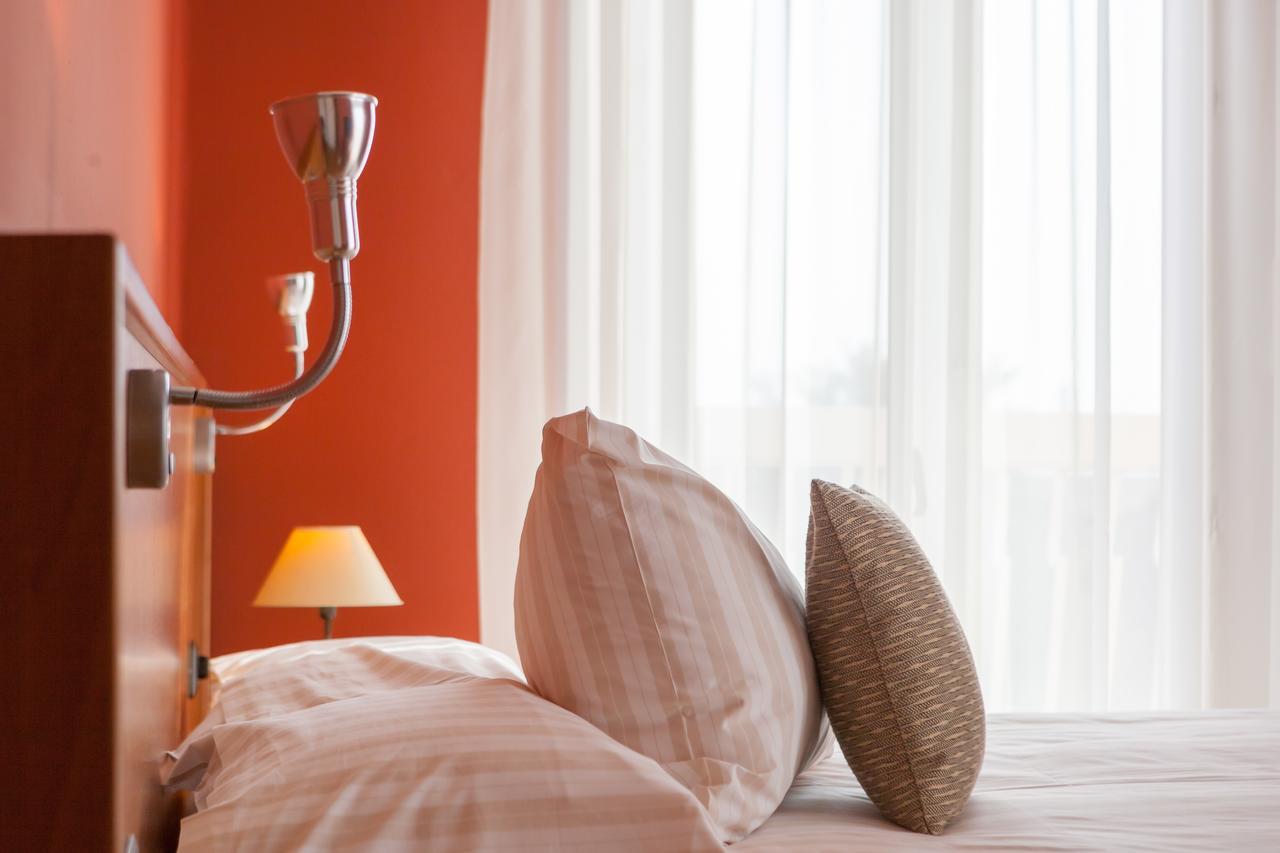 Hotel Bardolino Cameră foto